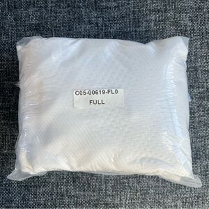 NWOT Sealy Mattress Cover- Full Size